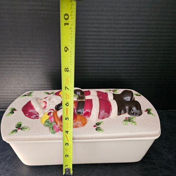 Vintage Debco Stoneware Christmas Baking Dish Featuring Santa Framed In Holly - Picture 12 of 12